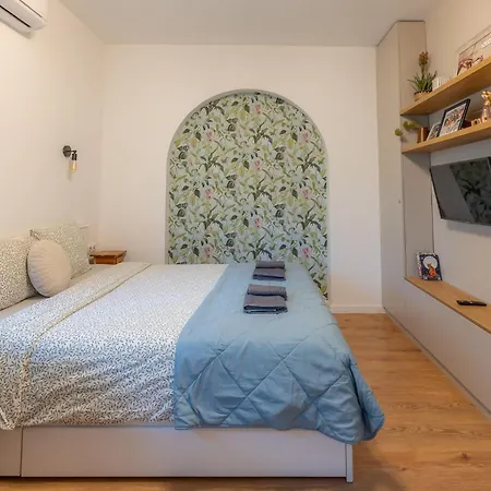 Apartment 6 Seconds From Main Street Vitoshka & Ndk & Free Parking Sofia
